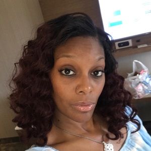 Meet your Posher, Destini